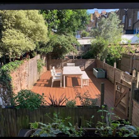 Appartamento Fab Location 2 Bed Garden Flat Camden Londra Esterno foto